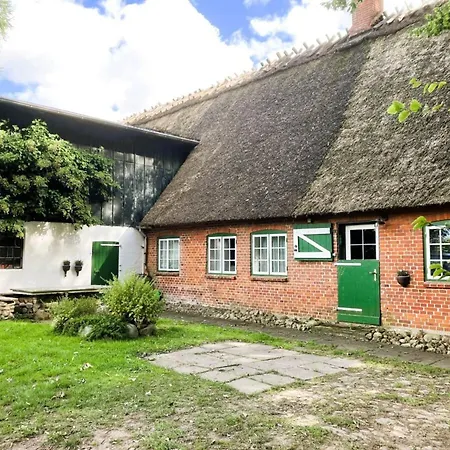 Romantic Thatched Roof House * Schnarup-Thumby